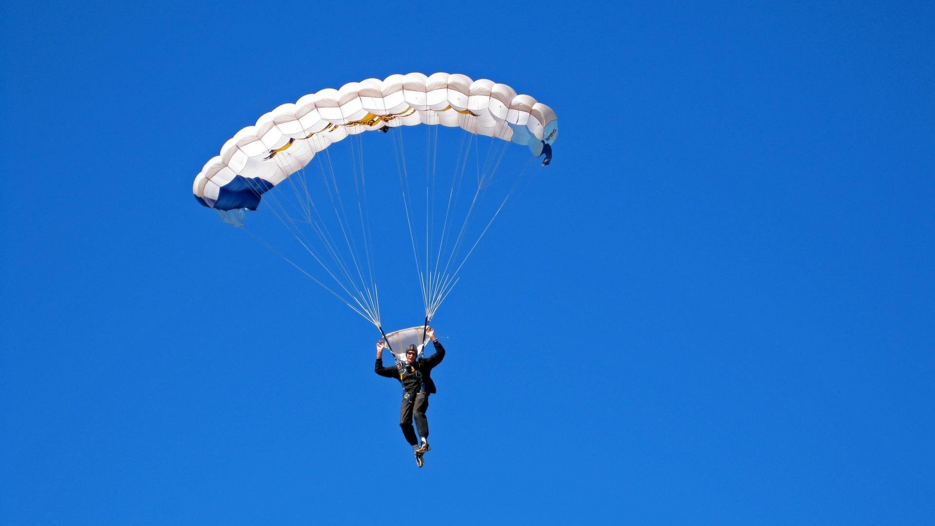 克莱尔200自决赛沉稳推进 展现老练一面，克莱尔2021年9月